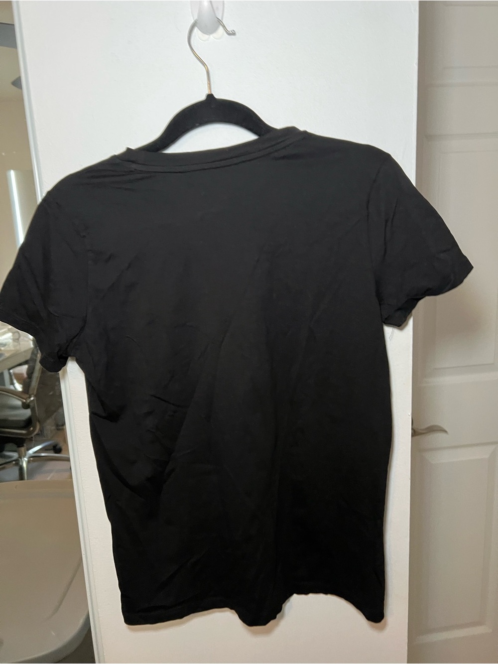 Michael Kors Black Short Sleeve Tee with White MK Circle Logo - Picture 3 of 3